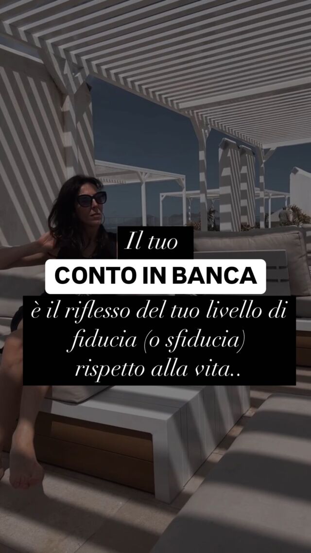 Cosa ti spaventa di più perdere?

E cosa pensi che questo riveli del tuo modo di pensare?

La tua impostazione mentale determina le tue finanze, le tue relazioni, il tuo lavoro e ogni aspetto della tua vita.

Ogni tuo pensiero di scarsità sta decretando la tua vita e ha la capacità di negare (o meno) l’abbondanza che SEl!

Osserva i tuoi pensieri e fanne i tuoi migliori alleati per manifestare una vita piena, ricca, abbondante, piena di luce ✨

Se vuoi trasformare la tua realtà, ti aspetto in CREATORS per CREARE insieme la vita che desideri!

Commenta CREA e ti invio tutte le info

@laurasinicoach ♥️